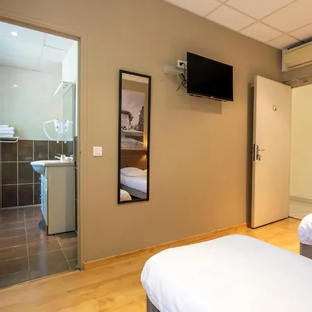 Hotel Logis Restaurant La Pause Rn7 Montelimar Nord