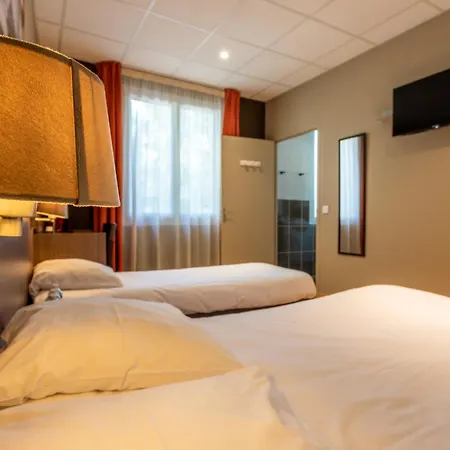 Logis Restaurant La Pause Rn7 Montelimar Nord Hotel 3*