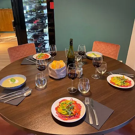 Hotel Logis Et Restaurant La Pause Rn7