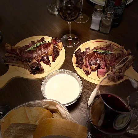 Logis Et Restaurant La Pause Rn7 *